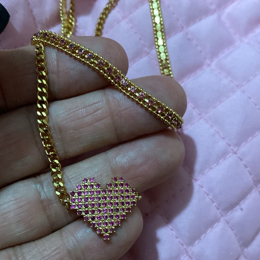 Elegant Gold Chain Necklace